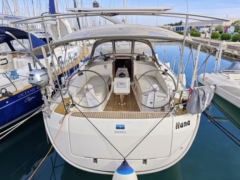 Yacht charter Sukošan billig Cruiser 37
