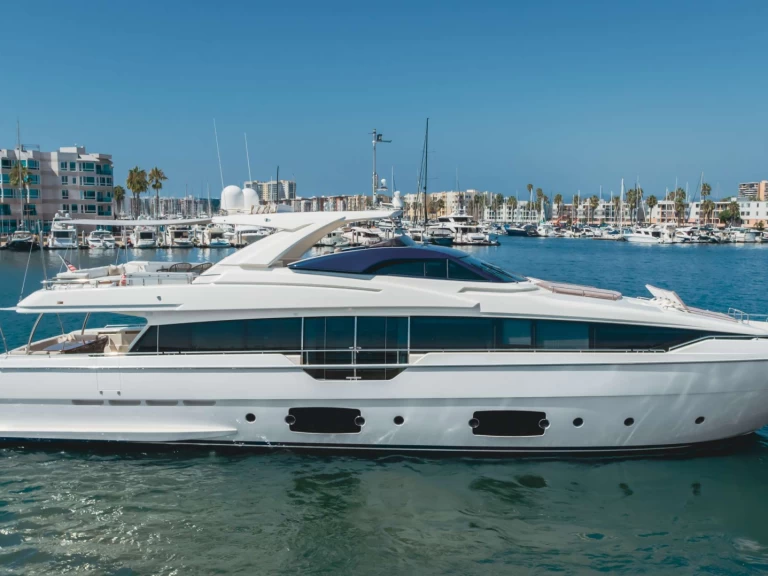Uthyrning Lyx yacht i Newport - Ferretti SOL SHINE 