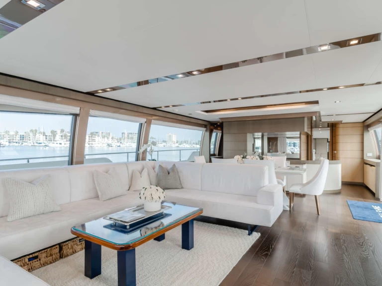 Båtuthyrning Ferretti SOL SHINE  i Newport på Samboat 