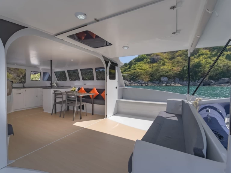 Uthyrning Phuket (City) - Stealth 420 F1 Power Catamaran av Samboat 