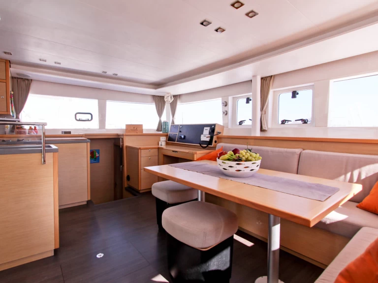 Uthyrning Katamaran  i Cugnana Verde - Lagoon Lagoon 450