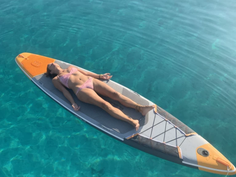 Hyra Segelbåt  med eller utan skeppare Hallberg-Rassy Ajaccio 