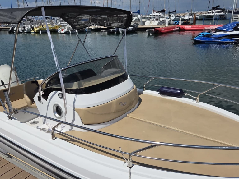 Motorbåt  för uthyrning Port-Camargue till det bästa priset 