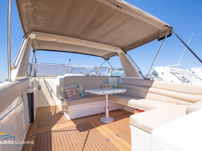 Uthyrning Motorbåt  Ilver36 med en båtlicens 