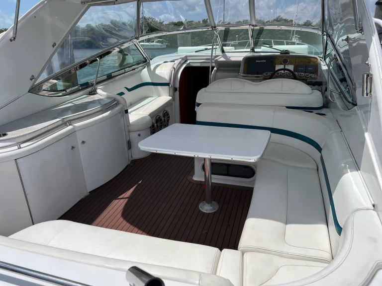 Hyr en Formula 400 SS DIESEL Miami  