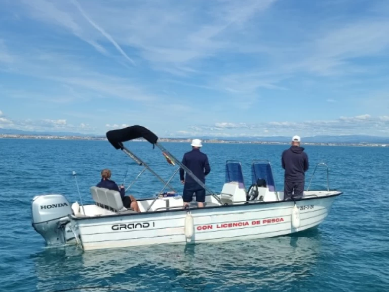 Uthyrning Port Saplaya - Grand Boats N 585 av Samboat 