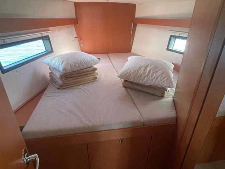 Båtuthyrning Bavaria Bavaria C42 i Golfo Aranci på Samboat 