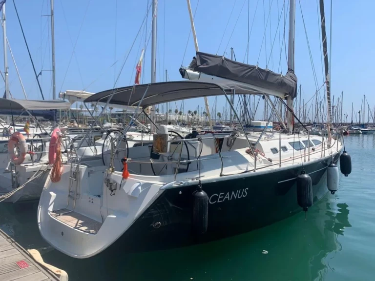 Uthyrning Segelbåt  i Barcelona - Jeanneau Sun Odyssey 43