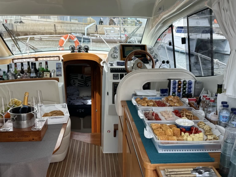 Hyra Motorbåt  med eller utan skeppare Starfisher Funchal (Sé) 