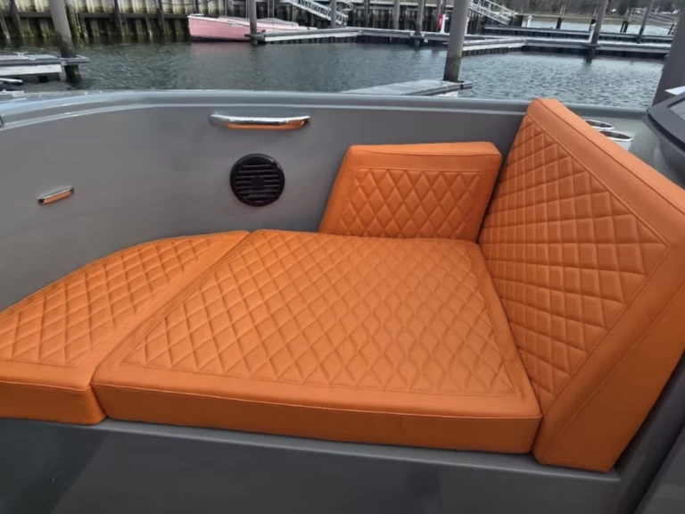 Uthyrning Motorbåt  Rand med en båtlicens 