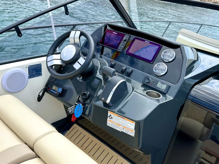 Uthyrning Motorbåt  i Puerto Campomanes Greenwich - Quicksilver Activ 875 Sundeck