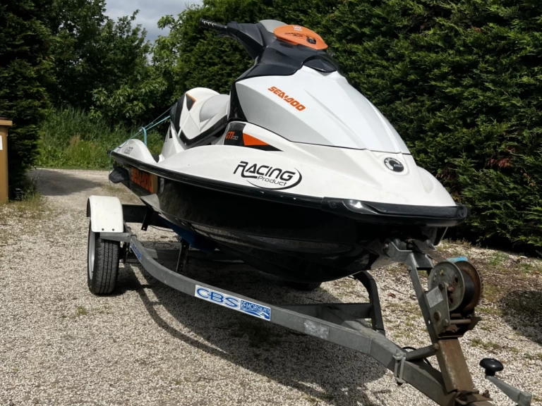 Båtuthyrning Sea-Doo GTI 130 i Arles på Samboat 