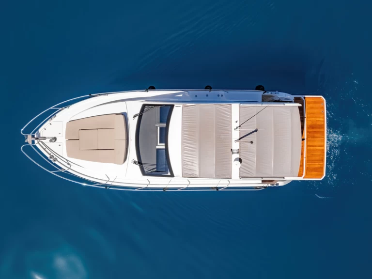 Yacht charter Korfu billig S335
