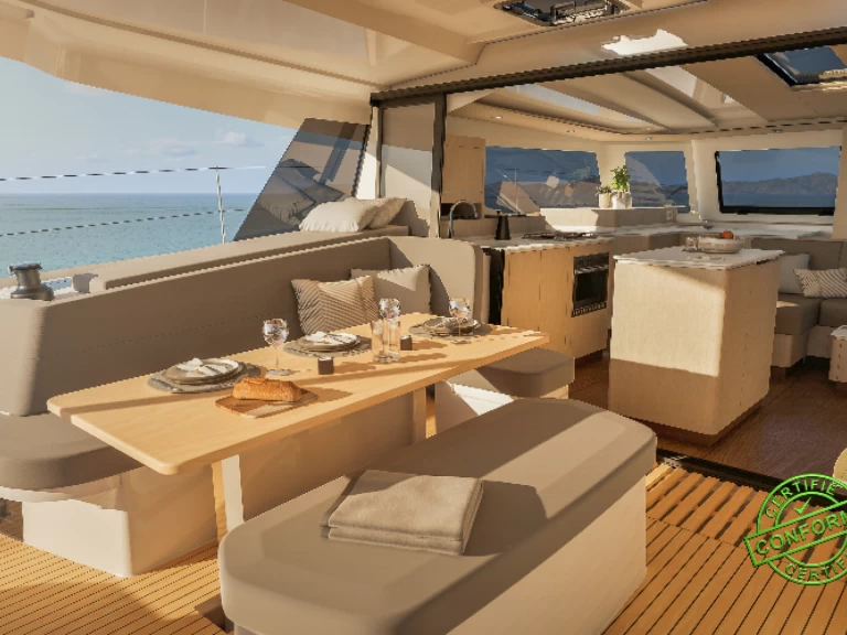 Båtuthyrning Fountaine Pajot New 41 i Le Marin på Samboat 