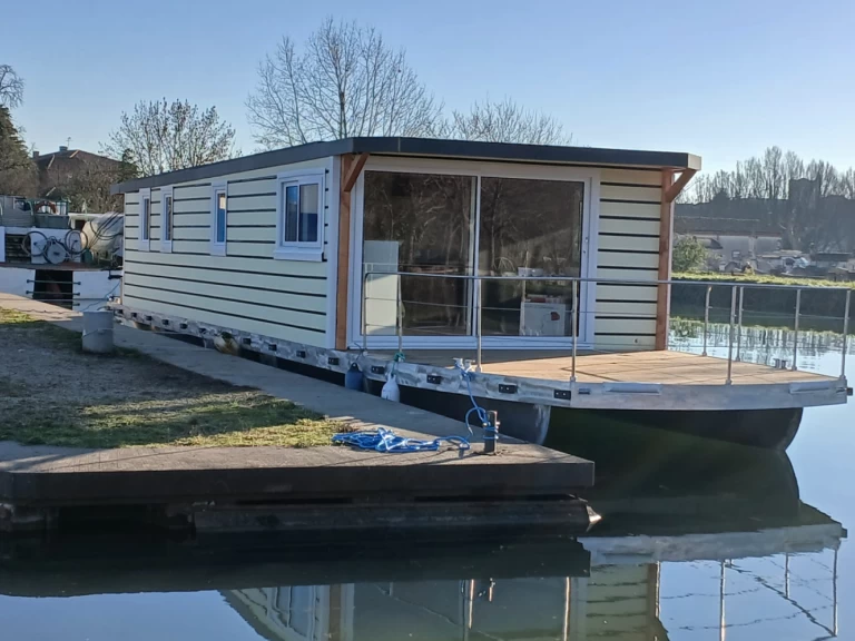 Yacht charter Castelsarrasin billig Standard 3 cabines