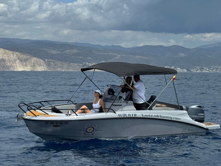 Hyra Motorbåt  med eller utan skeppare Aqua24 Altea 