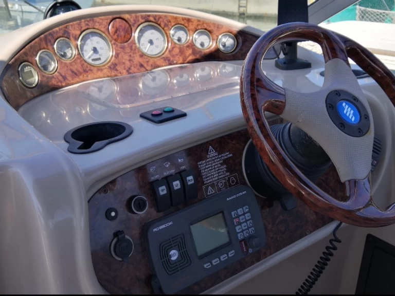 Uthyrning Scey-sur-Saône-et-Saint-Albin - Four Winns Vista 268 av Samboat 