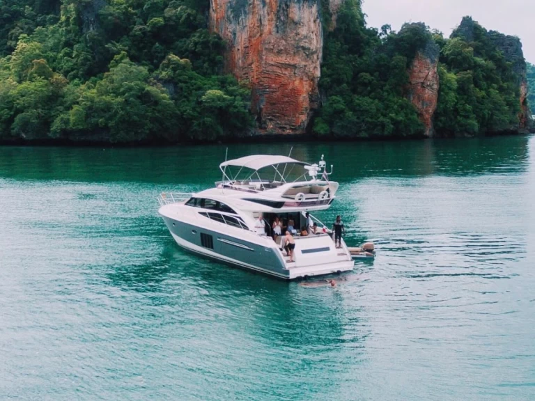 Lyx yacht för uthyrning Ao Po till det bästa priset 