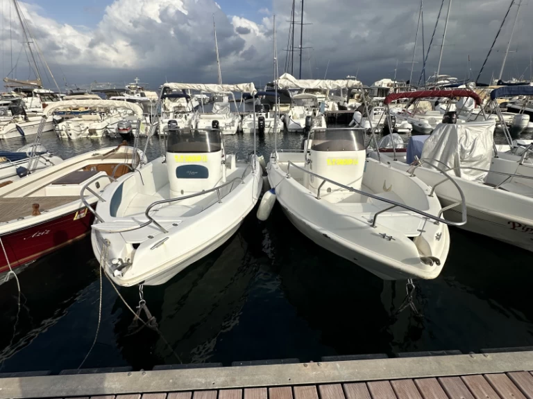 Yacht charter Milazzo billig GAIA 190