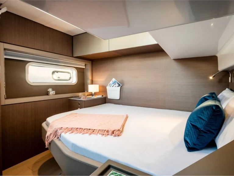 Uthyrning Katamaran  BALI 4.6 4 CABINES med en båtlicens 