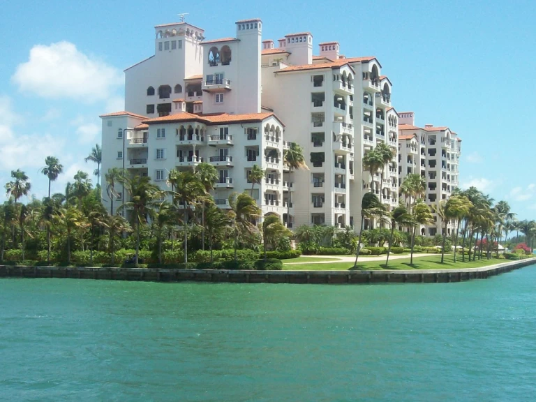 Båtuthyrning Four Winns h310 i Miami  på Samboat 