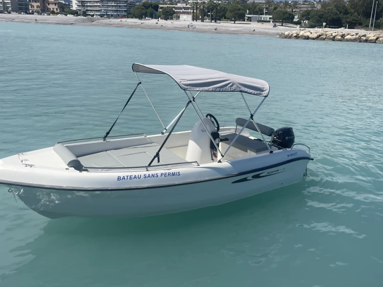 Hyra Motorbåt  med eller utan skeppare Karel Saint-Laurent-du-Var 