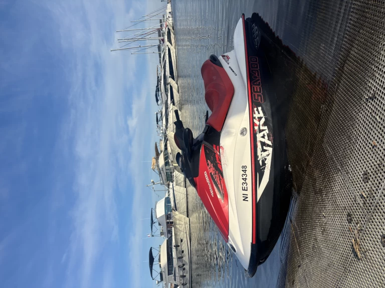 Jet ski för uthyrning Hyeres till det bästa priset 