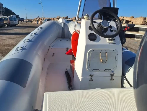 Uthyrning Le Pradet - Pneumatiques  Apex A15 av Samboat 