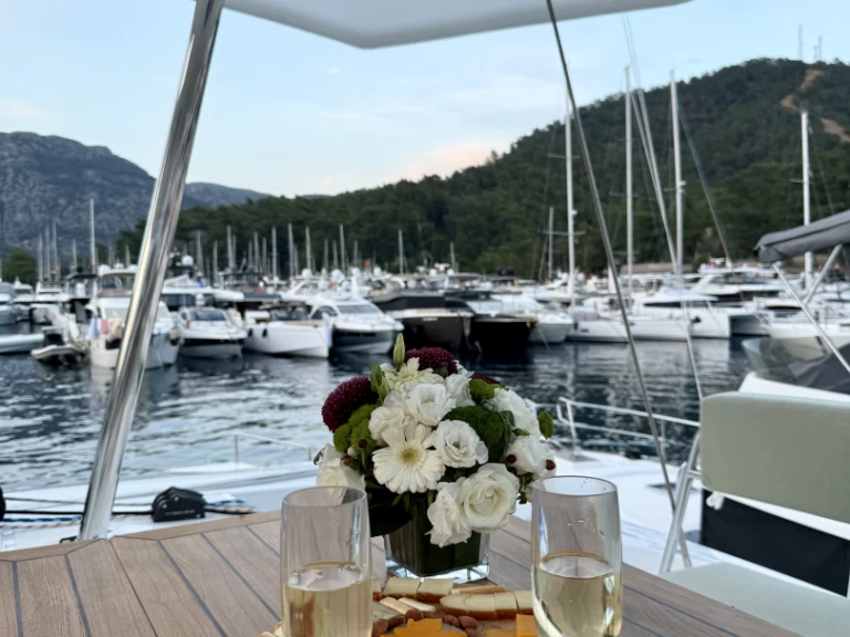 Yacht charter Gocek billig Bali 4.6