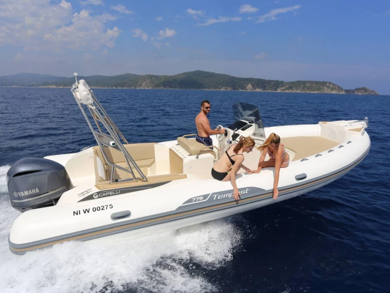 Båtuthyrning Capelli Tempest 775 i Sant'Amanza på Samboat 