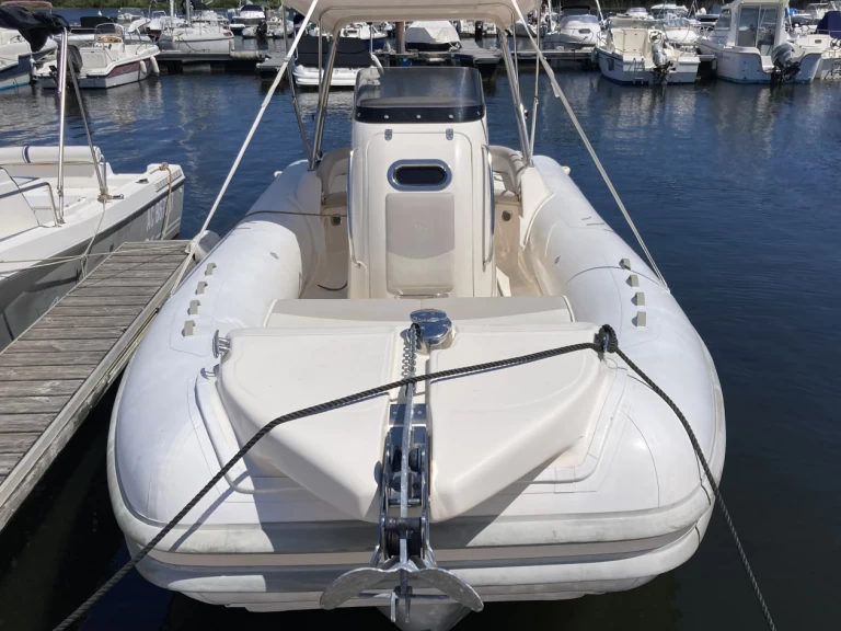 Hyra RIB med eller utan skeppare Bsc Sanguinet 