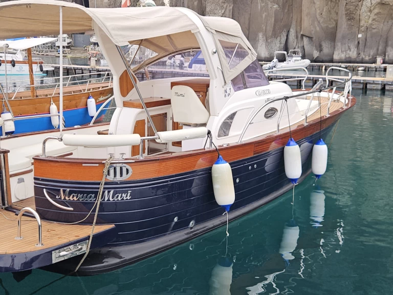 Båtuthyrning Mimi Scirocco 850 sport  i Piano di Sorrento på Samboat 
