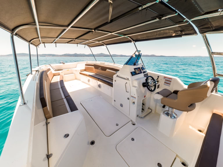 Motorbåt  för uthyrning Zadar till det bästa priset 