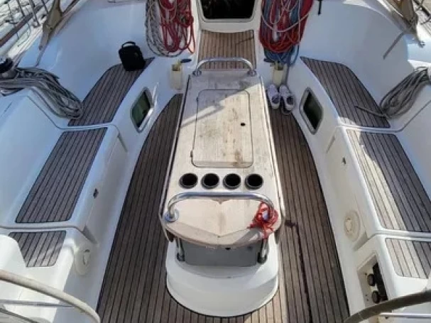 Uthyrning Port Grimaud - Jeanneau New Co Jeanneau Sun Odyssey 49 av Samboat 