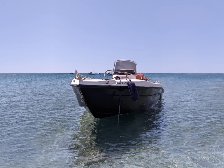 Uthyrning Motorbåt  i Agía Kiriakí - Poseidon BLU WATER 185