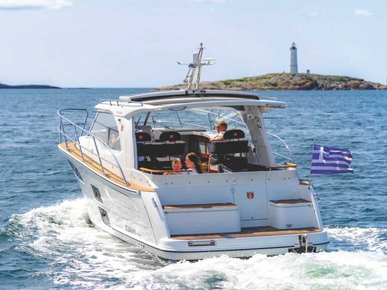 Uthyrning Lyx yacht Marex med en båtlicens 