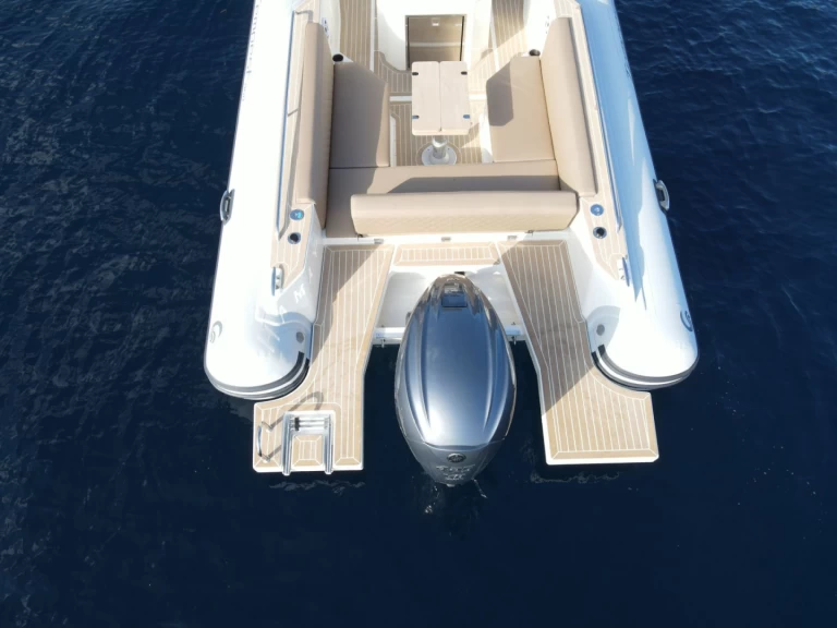 Hyra RIB med eller utan skeppare Capelli Marine de Sant'Ambrogio 