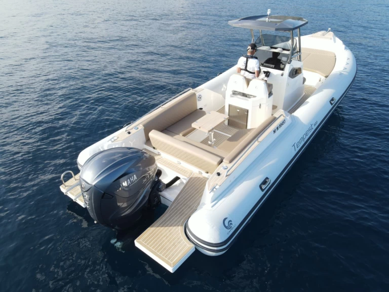 Hyr en Capelli 900 sun Marine de Sant'Ambrogio 