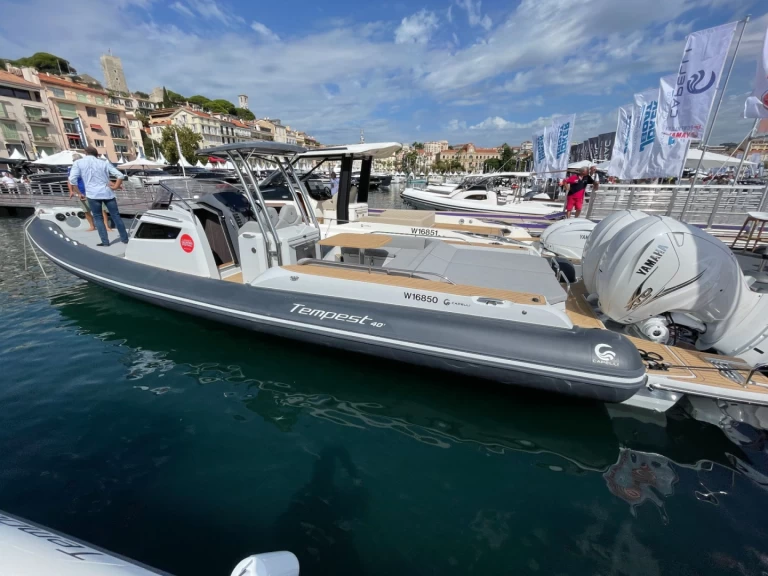 Båtuthyrning Capelli Tempest 40 i Marine de Sant'Ambrogio på Samboat 