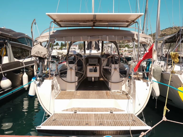 Yacht charter Bodrum billig Cruiser 40