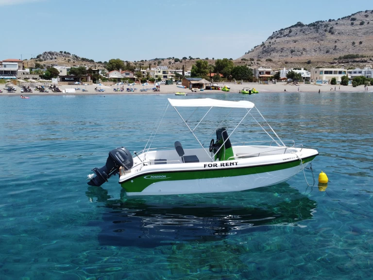 Hyr en Poseidon Blue Water NE Lárdos 