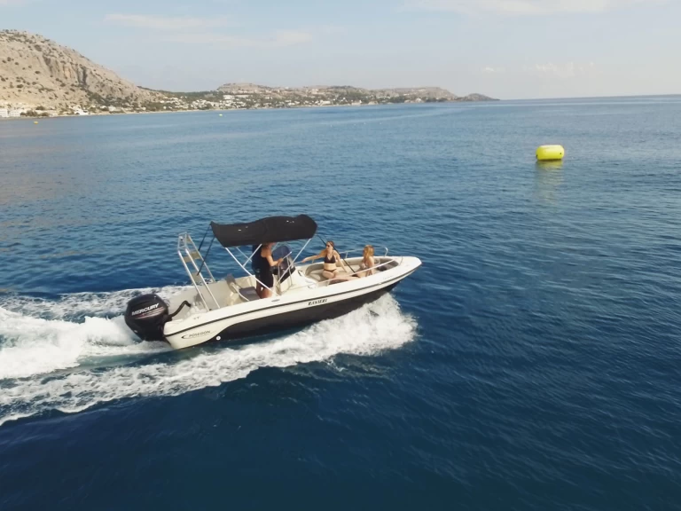 Hyra Motorbåt  med eller utan skeppare Poseidon Lárdos 