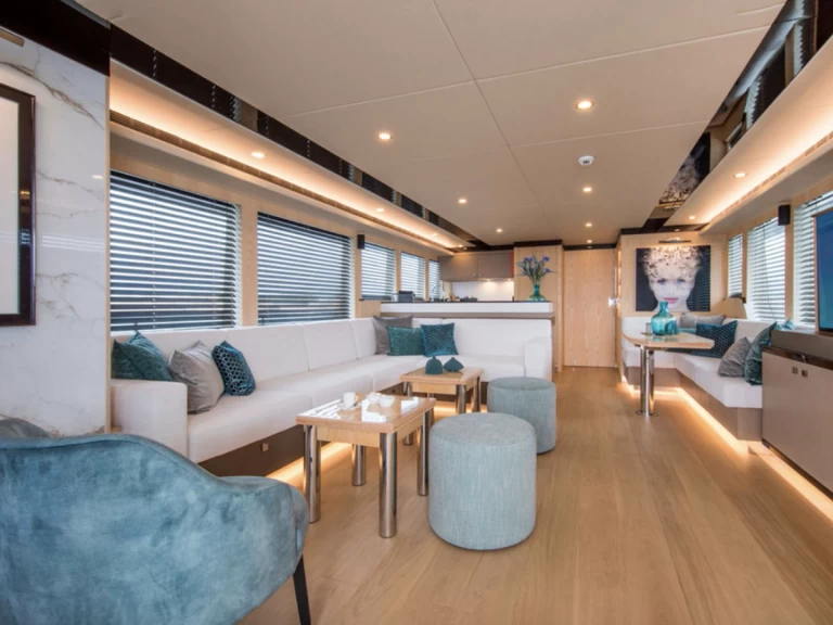 Lyx yacht för uthyrning Ibiza Town till det bästa priset 