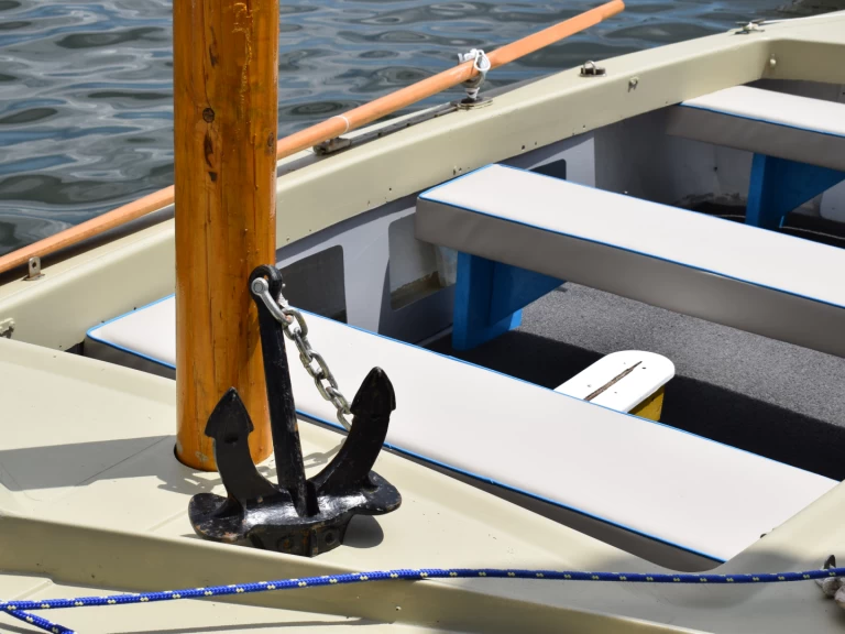 Uthyrning Motorbåt  Zephyr med en båtlicens 