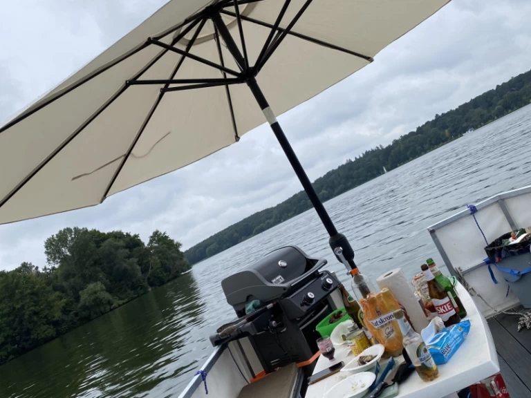 Båtuthyrning Hausboot Viktoria i Bezirk Spandau på Samboat 