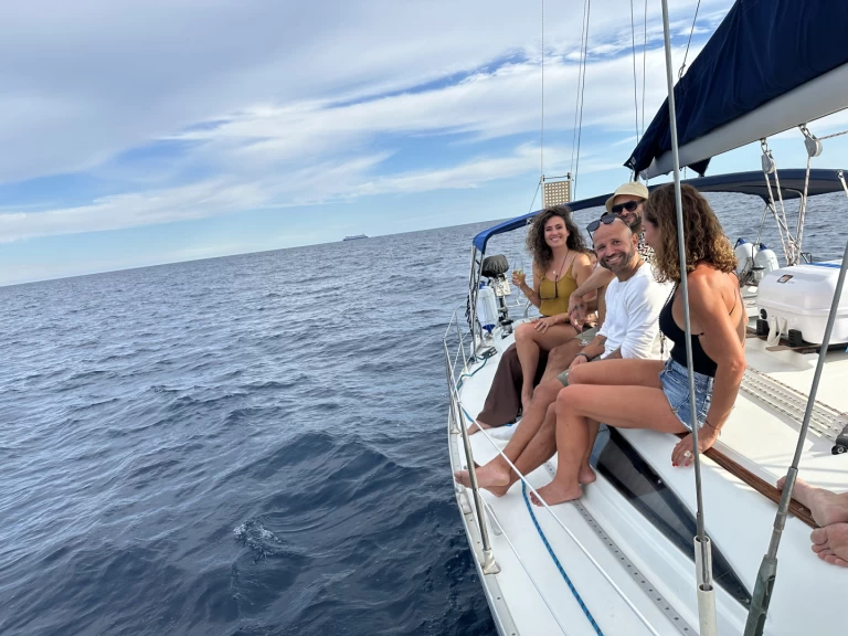 Segelbåt  för uthyrning Barcelona till det bästa priset 