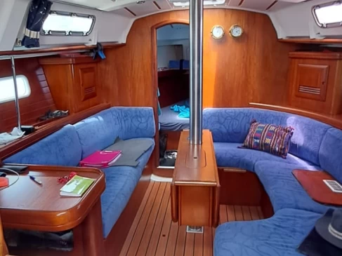 Yacht charter Póros (City) billig Oceanis 361