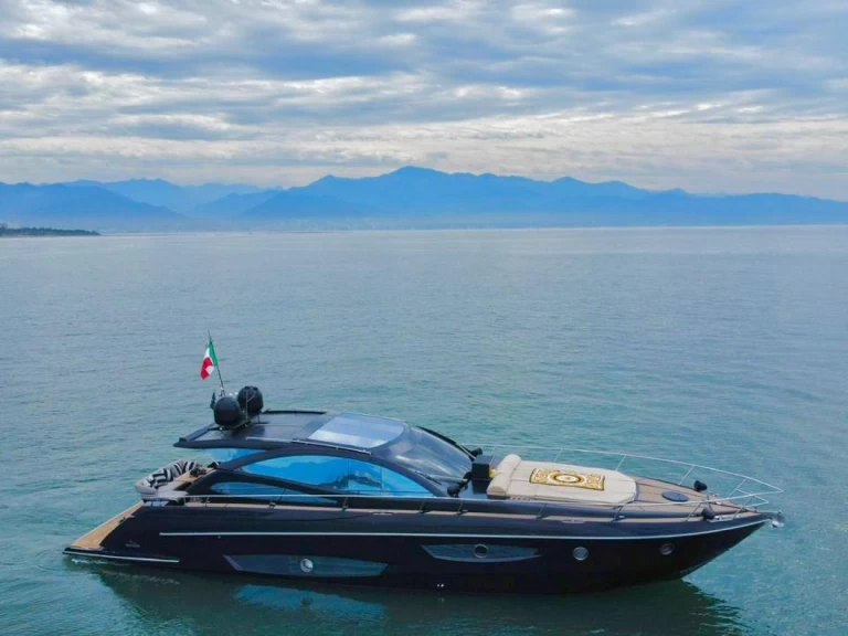 Rio 60 charter bareboat eller skeppad i Puerto Vallarta