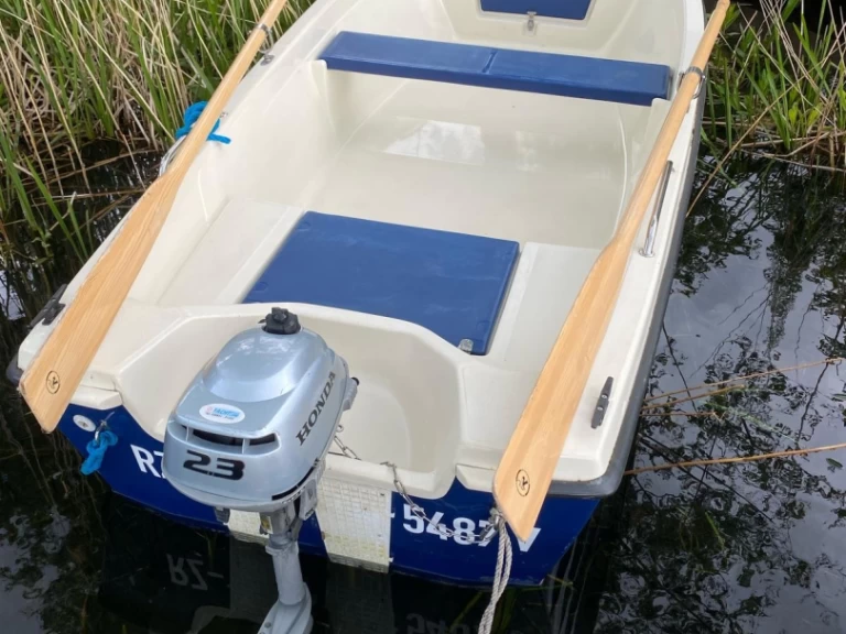 Uthyrning Kanalbåt i Waren (Müritz) - Tagescharter Schnecke