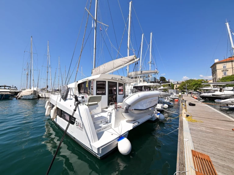 Yacht charter Zadar billig Bali Catsmart